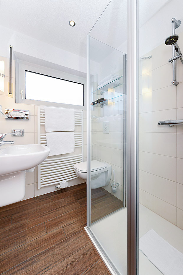 Doppelzimmer „Helgoland“ - Badezimmer