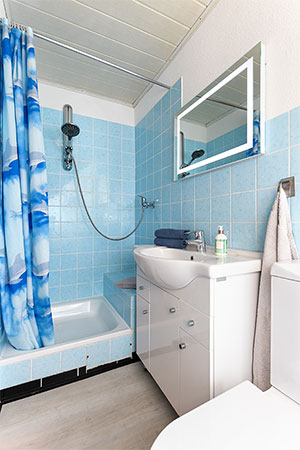 Ferienhaus „Pension Wiesenblick“ - Badezimmer