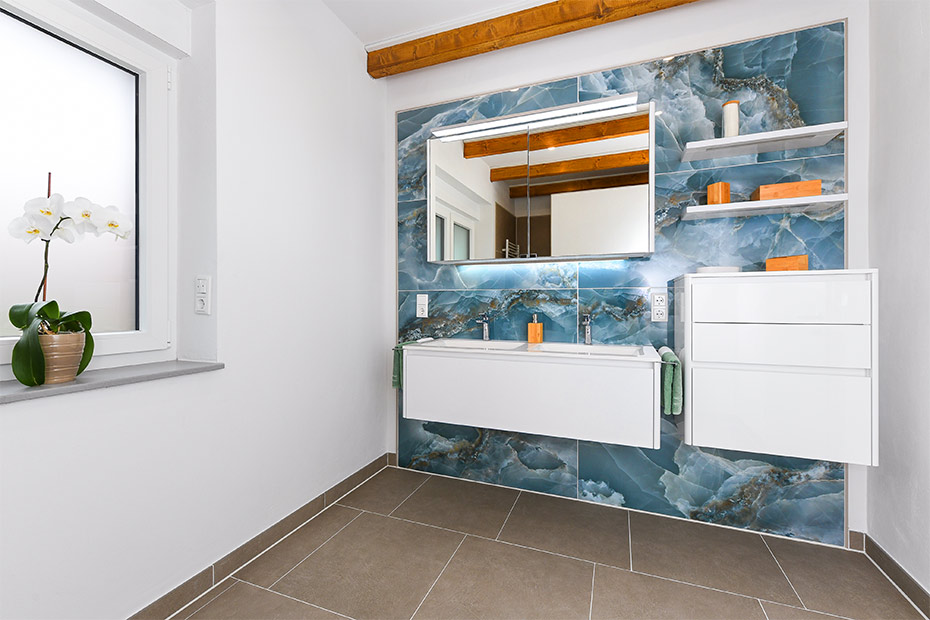 Ferienhaus „Friesenkrone“ - Badezimmer im Erdgeschoss