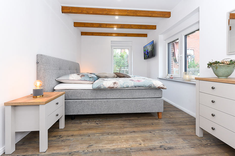 Ferienhaus „Friesenkrone“ - Schlafzimmer 1