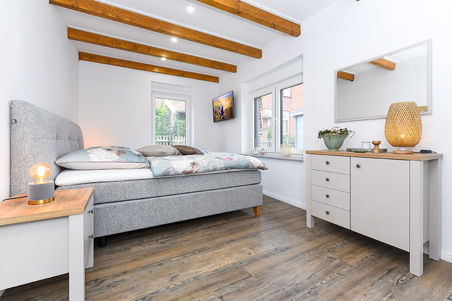 Ferienhaus „Friesenkrone“ - Schlafzimmer 1