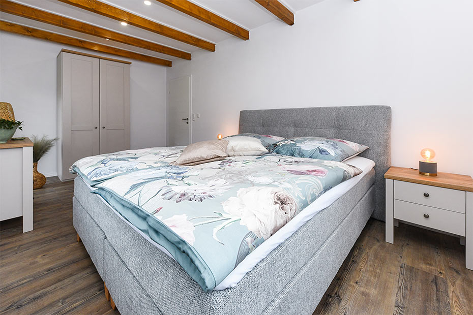 Ferienhaus „Friesenkrone“ - Schlafzimmer 1