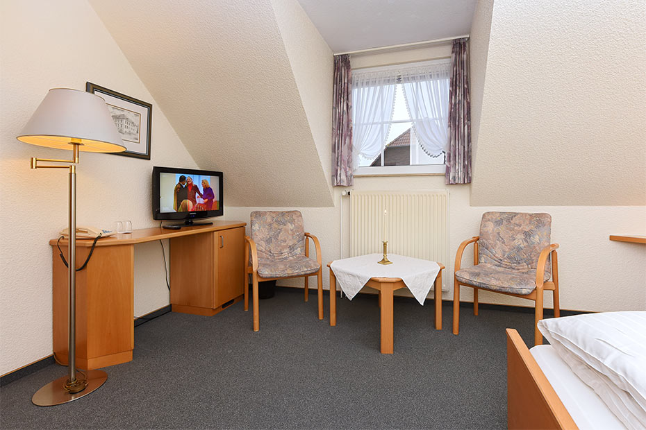 Doppelzimmer „Seeschwalbenzimmer“ - Wohn- und Schlafraum