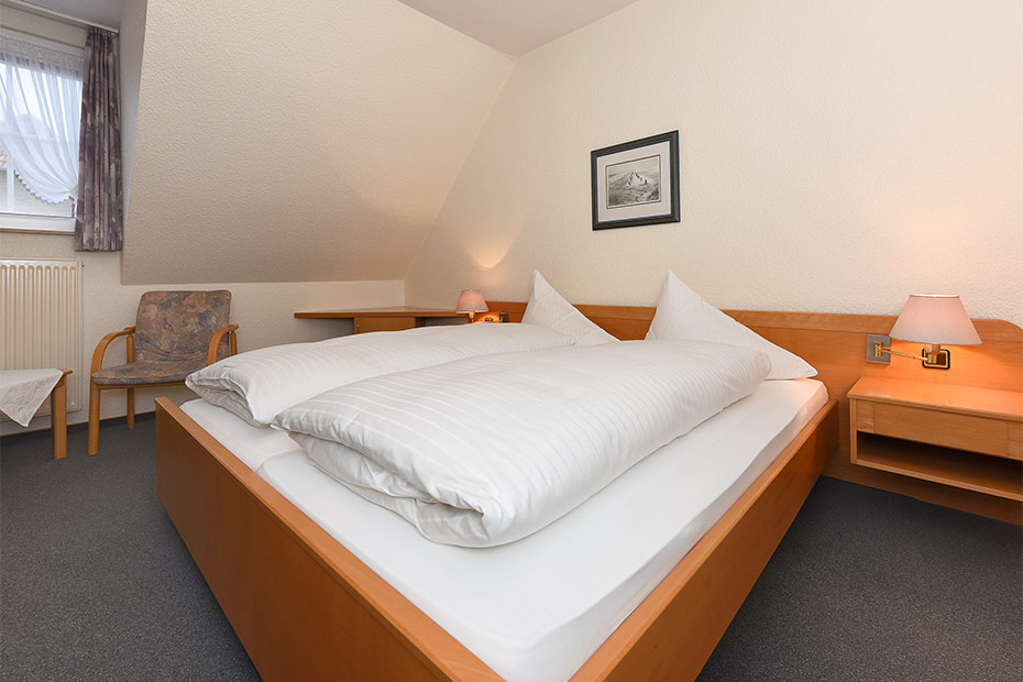 Doppelzimmer „Seeschwalbenzimmer“ - Wohn- und Schlafraum