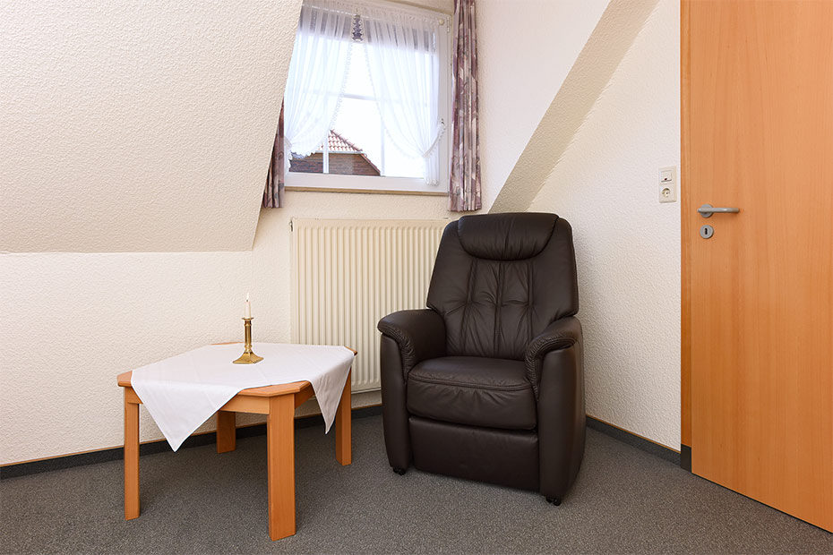 Einzelzimmer „Taschenkrebszimmer“ - Wohn- und Schlafraum