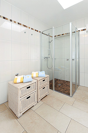 Ferienwohnung „Captain's Suite“ - Badezimmer