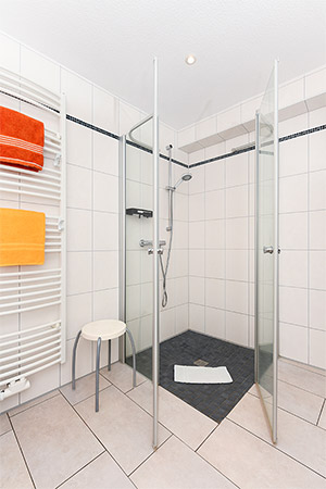 Ferienwohnung „Graf Goetzen“ - Badezimmer