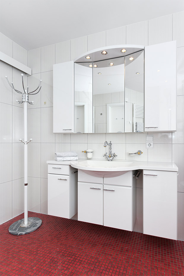 Ferienwohnung „Lilli Marleen“ - Badezimmer