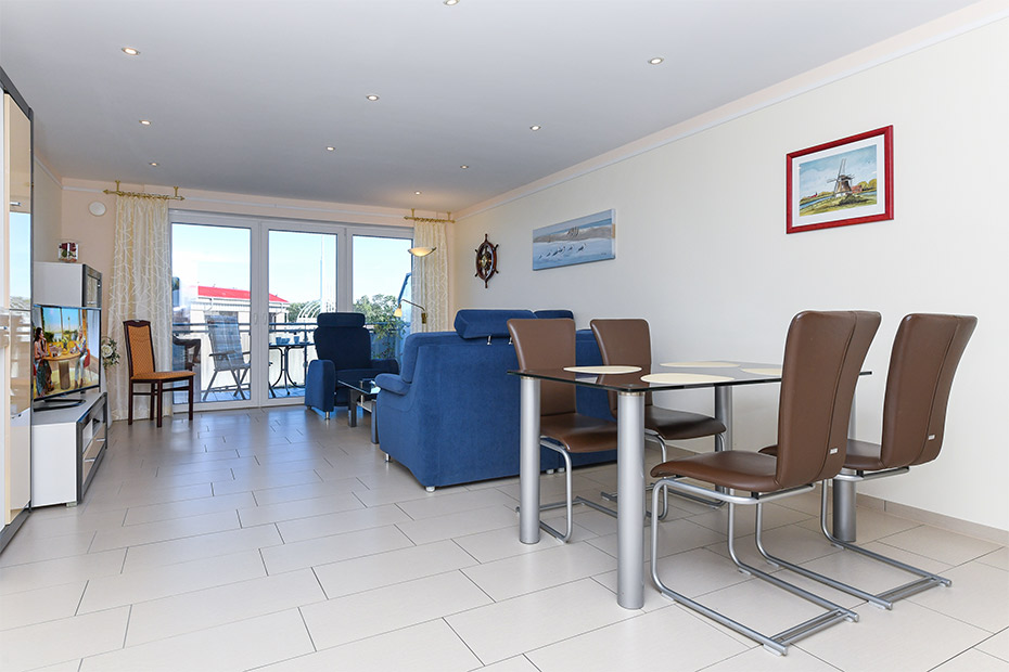 Ferienwohnung „Lilli Marleen“ - Wohnzimmer mit integriertem Küchenbereich