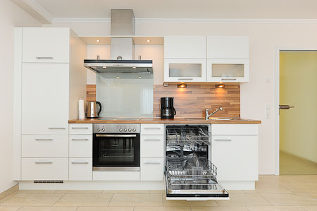 Ferienwohnung „Queen Victoria“ - Wohnzimmer mit integriertem Küchenbereich