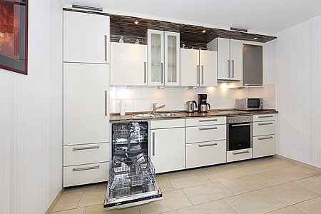 Ferienwohnung „Seute Deern“ - Wohnzimmer mit integriertem Küchenbereich