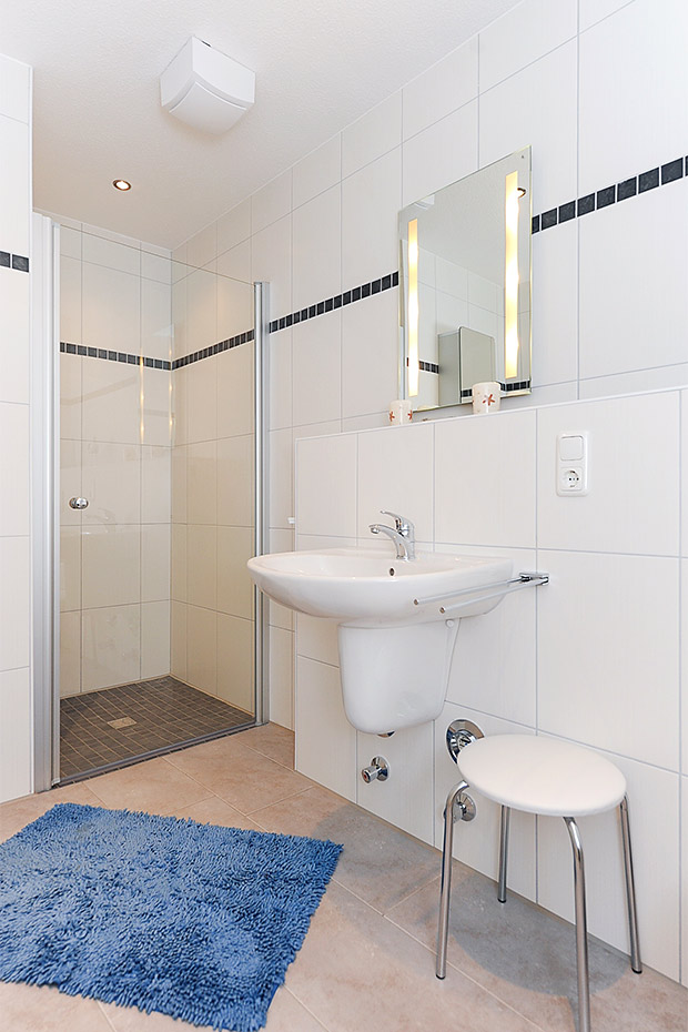 Ferienwohnung „Westerdam“ - Badezimmer