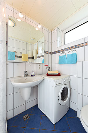 Ferienhaus „Roseneck“ - Badezimmer