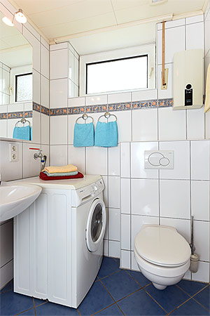 Ferienhaus „Roseneck“ - Badezimmer