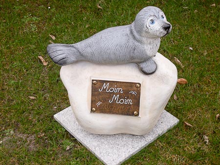 Ferienhaus „Weiße Robbe“ - Das Haus und der Garten