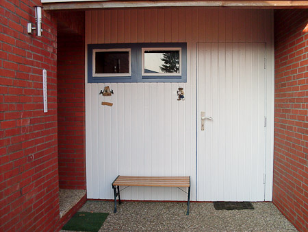 Ferienhaus „Weiße Robbe“ - Das Haus und der Garten