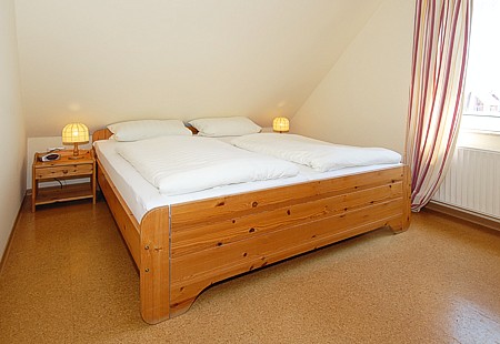 Ferienwohnung „Strandflieder“ - Schlafzimmer 1