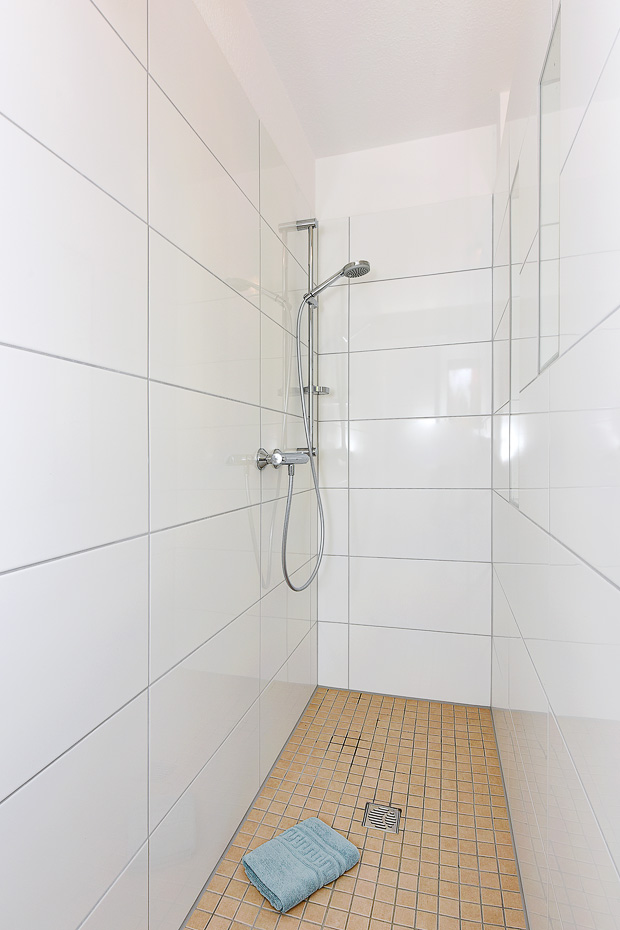 Ferienwohnung „Sanddorn“ - Badezimmer