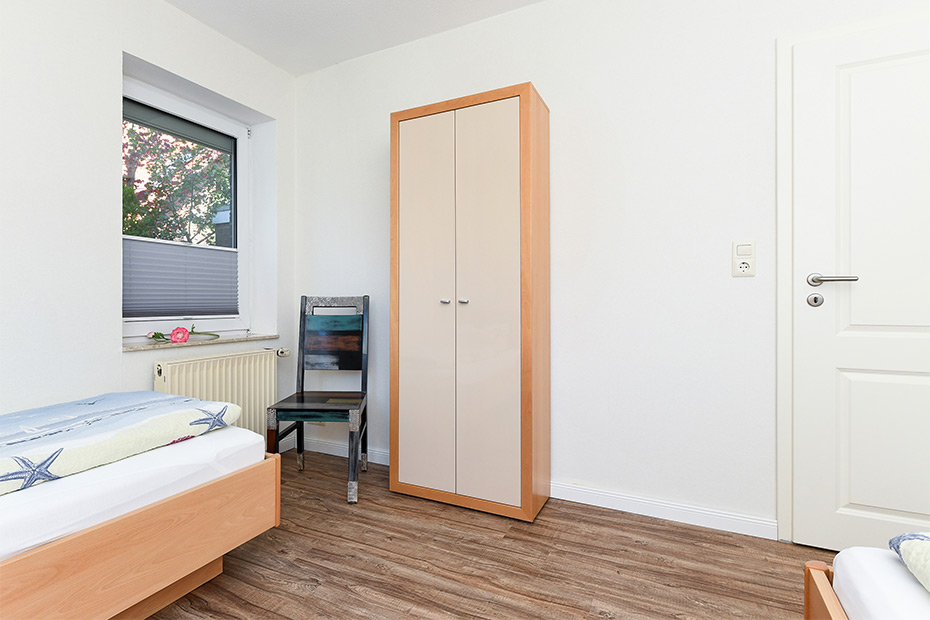 Ferienwohnung „Sanddorn“ - Schlafzimmer 2/Kinderzimmer