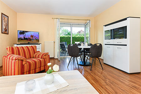 Ferienwohnung „Sanddorn“ - Wohnzimmer