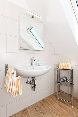 Ferienwohnung „Strandflieder“ - Badezimmer