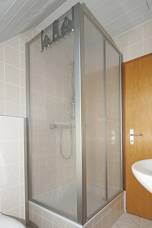 Ferienwohnung 3 - Badezimmer