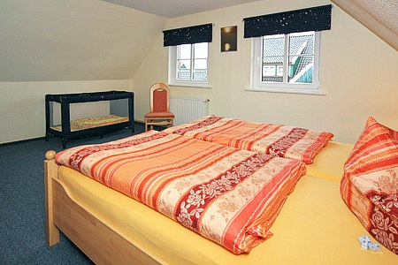 Ferienwohnung „Krabbe“ - Schlafzimmer 1