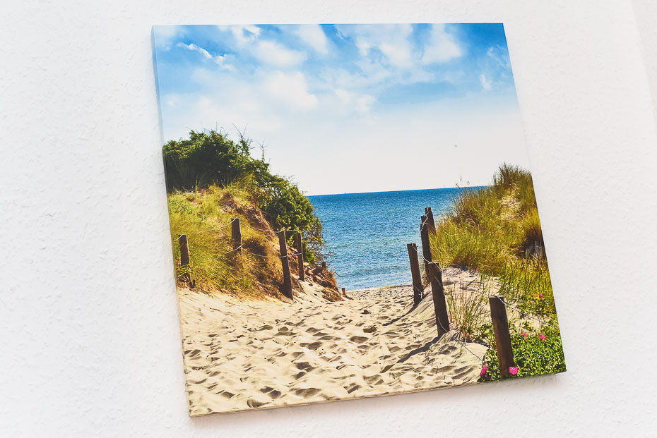 Ferienwohnung „de Badmeester“ - Wohnzimmer mit integriertem Küchenbereich
