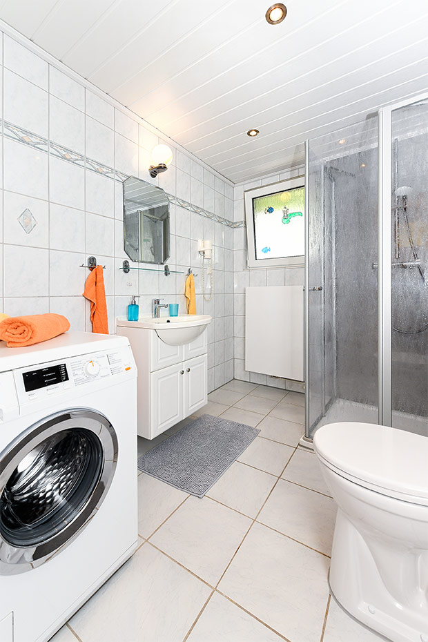 Ferienhaus „Dünenperle“ - Badezimmer