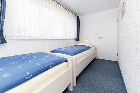Ferienhaus „Dünenperle“ - Schlafzimmer 2/Kinderzimmer