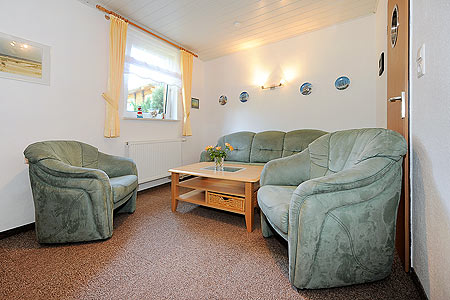 Ferienhaus „Dünenperle“ - Wohnzimmer