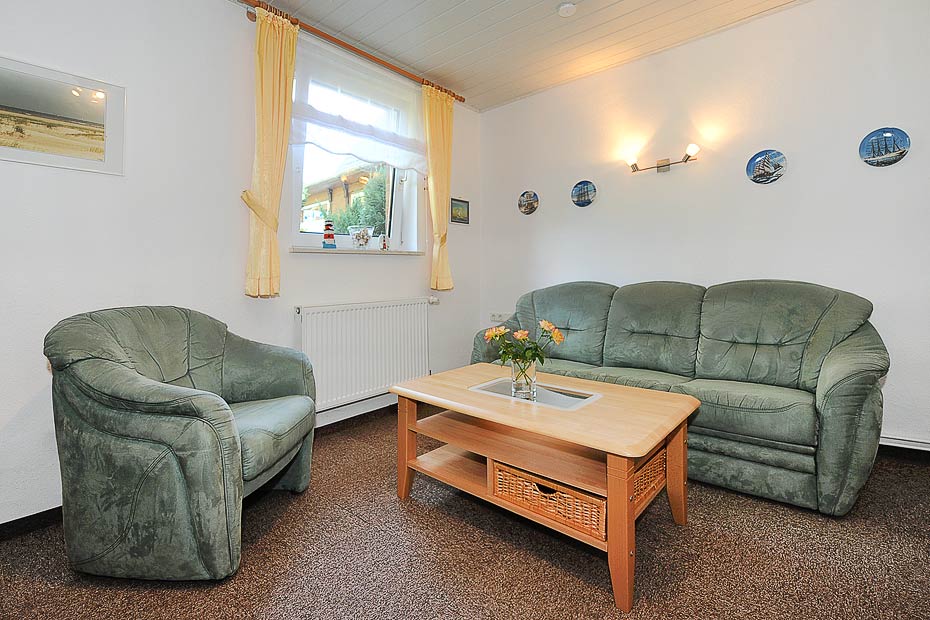 Ferienhaus „Dünenperle“ - Wohnzimmer