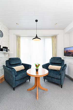 Apartment „Rosenapartment“ - Wohn- und Schlafraum