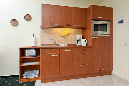 Ferienwohnung „Süderhörn“ - Wohnraum mit integrierter Küche