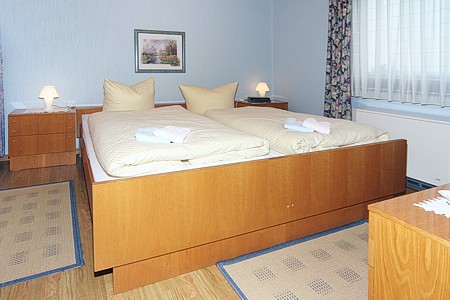 Ferienhaus „Weitblick“ - Schlafzimmer 1