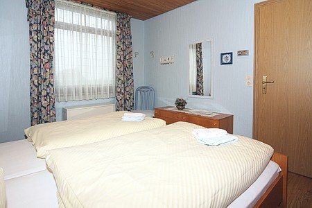 Ferienhaus „Weitblick“ - Schlafzimmer 1