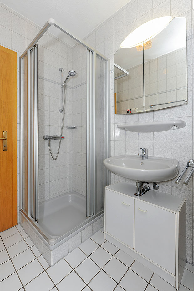 Ferienwohnung „Taddigskrabbe“ - Badezimmer