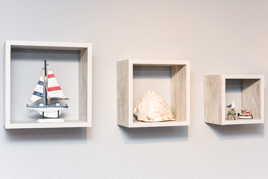 Ferienwohnung „Nordseeperle“ - Wohnzimmer mit integriertem Küchenbereich