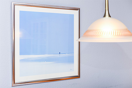 Ferienwohnung „Lüttje Brise“ - Wohnzimmer mit integriertem Küchenbereich