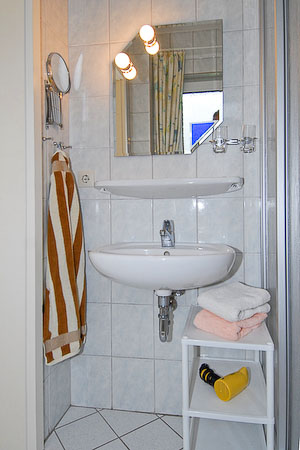 Ferienwohnung „Wintergarten“ - Badezimmer