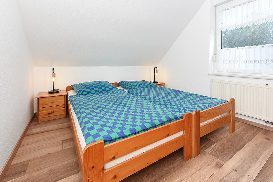 Ferienwohnung „Wattgeflüster“ - Schlafzimmer 1