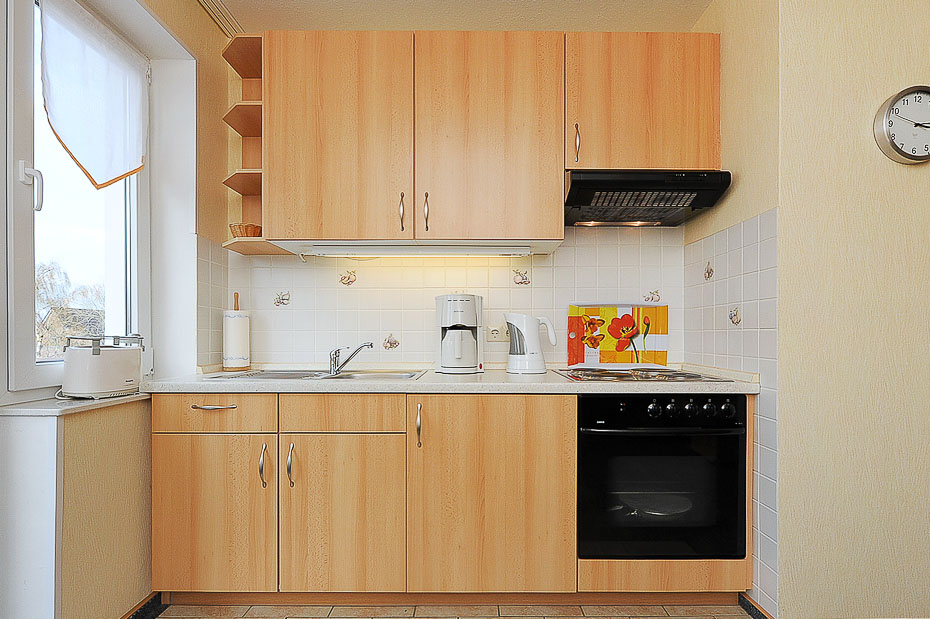 Ferienwohnung „Auster“ - Wohn- und Schlafraum mit integriertem Küchenbereich