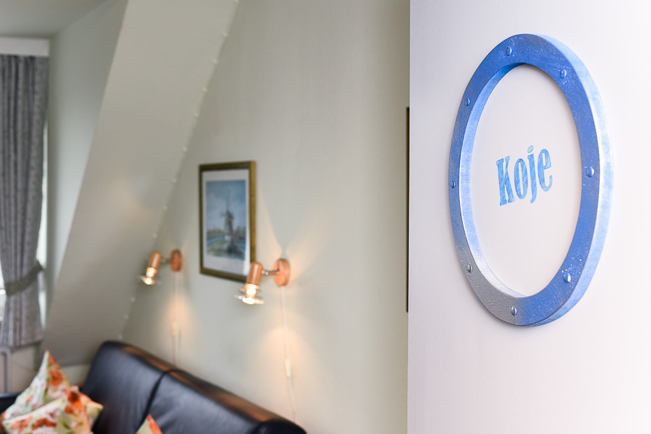 Ferienwohnung „Koje“ - Wohn- und Schlafraum mit integriertem Küchenbereich