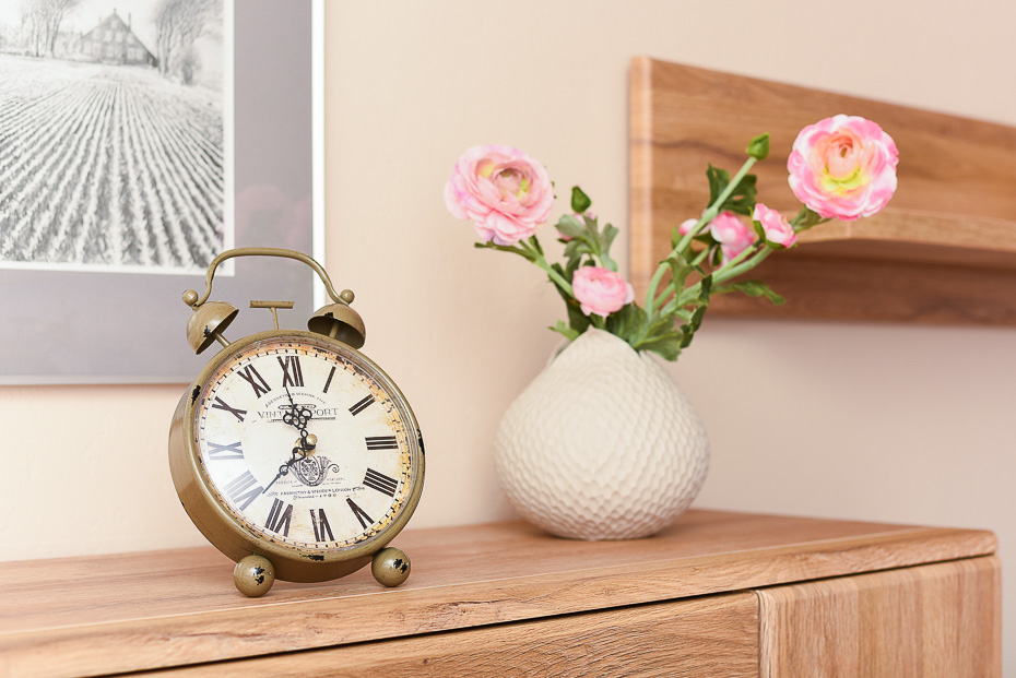 Ferienwohnung „Erdgeschoss“ - Wohnzimmer mit integriertem Küchenbereich