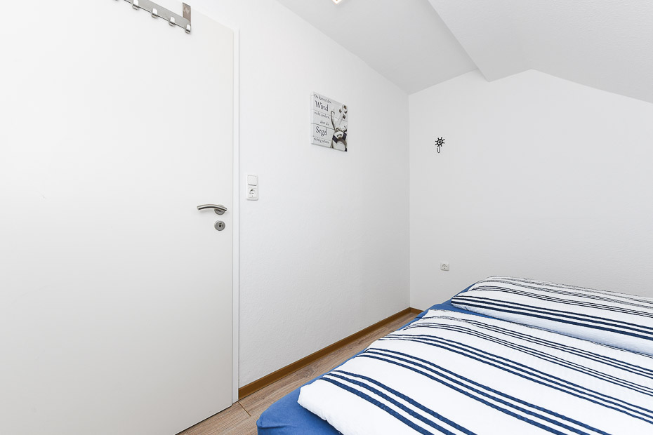 Ferienwohnung „Haus Windrose“ - Schlafzimmer 1