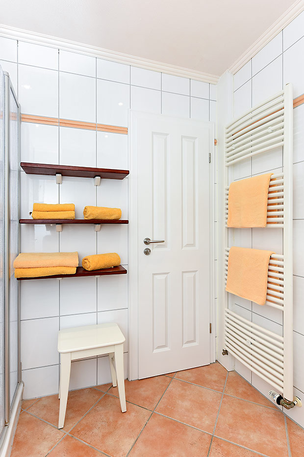 Ferienwohnung „Erdgeschoss“ - Badezimmer