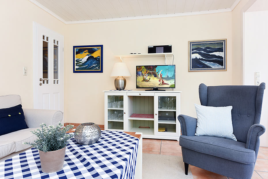 Ferienwohnung „Erdgeschoss“ - Wohnzimmer