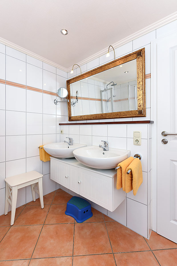 Ferienwohnung „Obergeschoss“ - Badezimmer