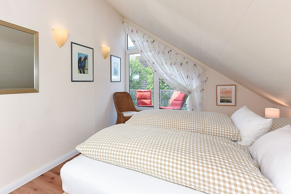 Ferienwohnung „Obergeschoss“ - Schlafzimmer 1