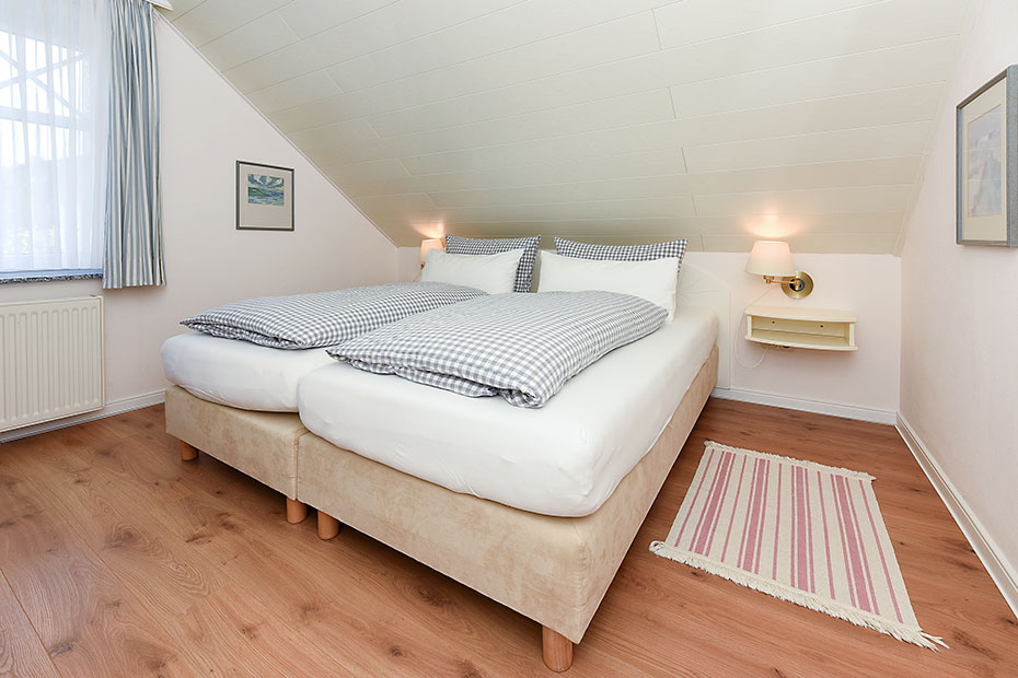 Ferienwohnung „Obergeschoss“ - Schlafzimmer 2